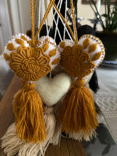 Load image into Gallery viewer, Heart Tassel / Bronze
