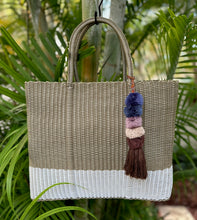 Load image into Gallery viewer, Large Champagne-White Base Beach Bag
